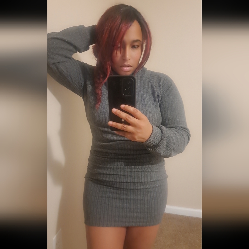 Heart & Hips Gray Hooded Knit Dress